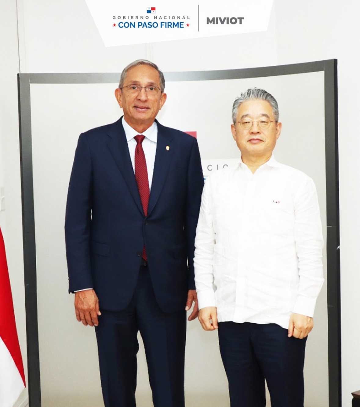 한병진 대사, Jaime Jované 국토주택개발부 장관 면담 